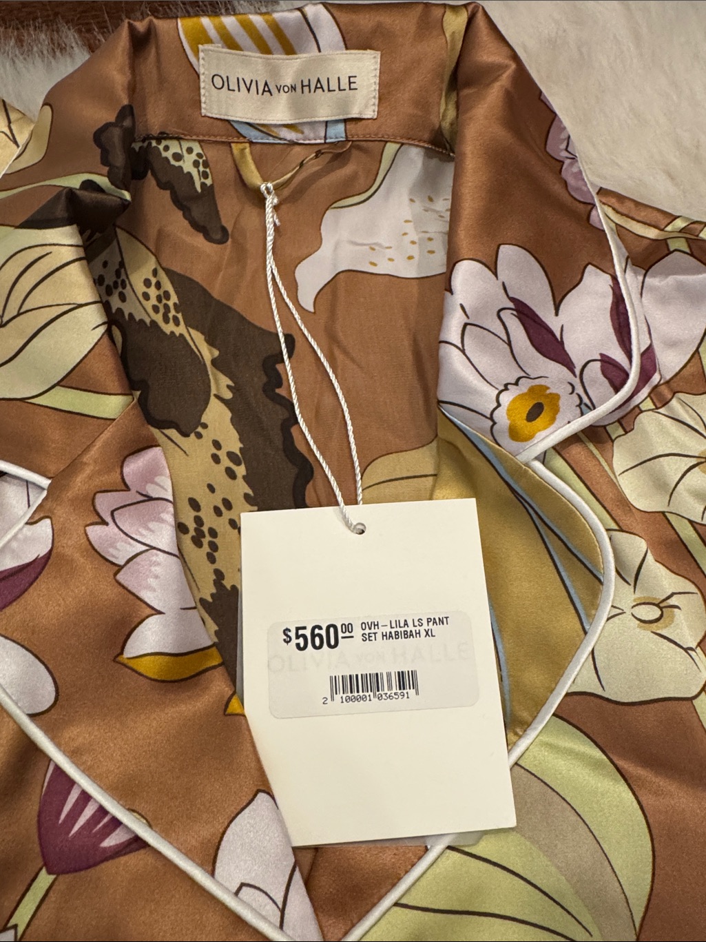 Olivia Von Halle Floral 100% Silk Pajama Set Size Xl Nwt — image 4 of 7
